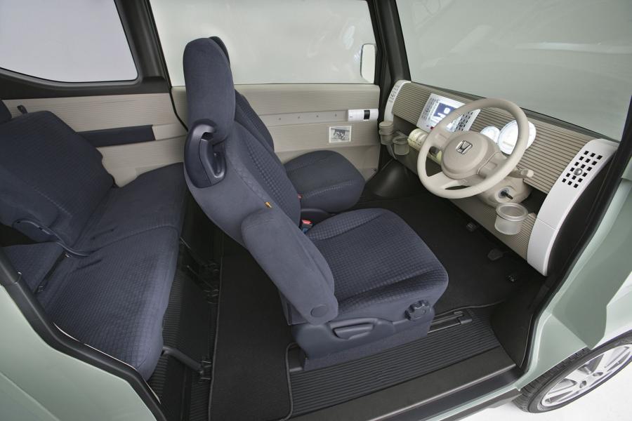  Honda Step Bus 2007 года  (фото 8 из 11)